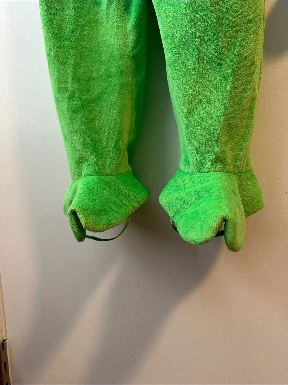 Halloween Costumes soft green